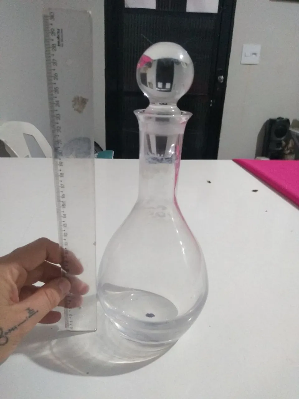 Decantador de vidro com tampa 800 ml licoreira peça antiga