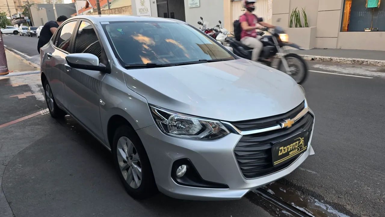Onix Plus LTZ 2020 completo mylink baixo km - Foto 2
