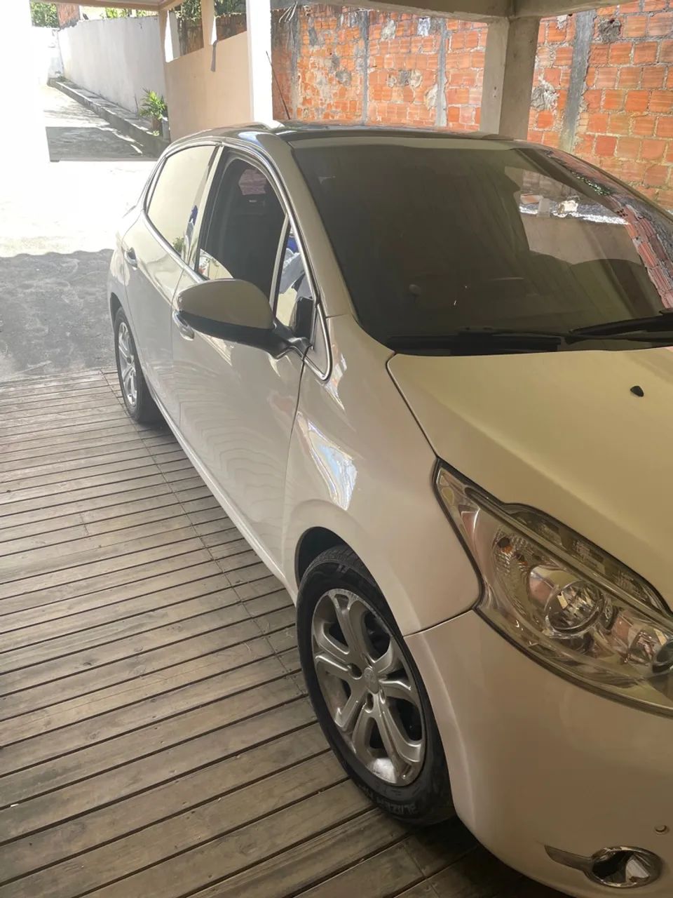 Peugeot 208 2016 - Foto 2