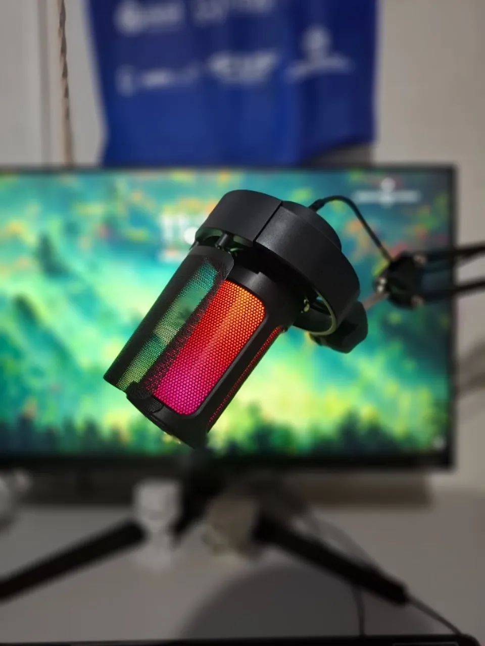 Microfone Condensador Gamer com Iluminação RGB