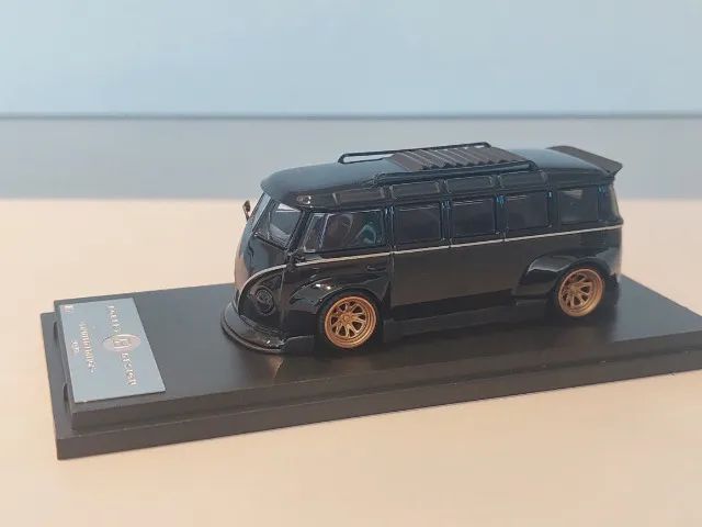 VW Kombi estilo RWB 1/64 Preta - Foto 2