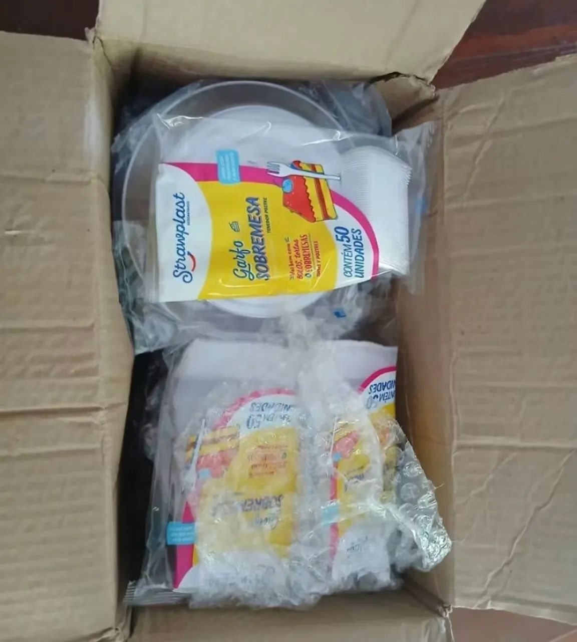 Kit de Sobremesa Descartáveis Acrílico- 250 pratos e 250 garfos - Foto 2