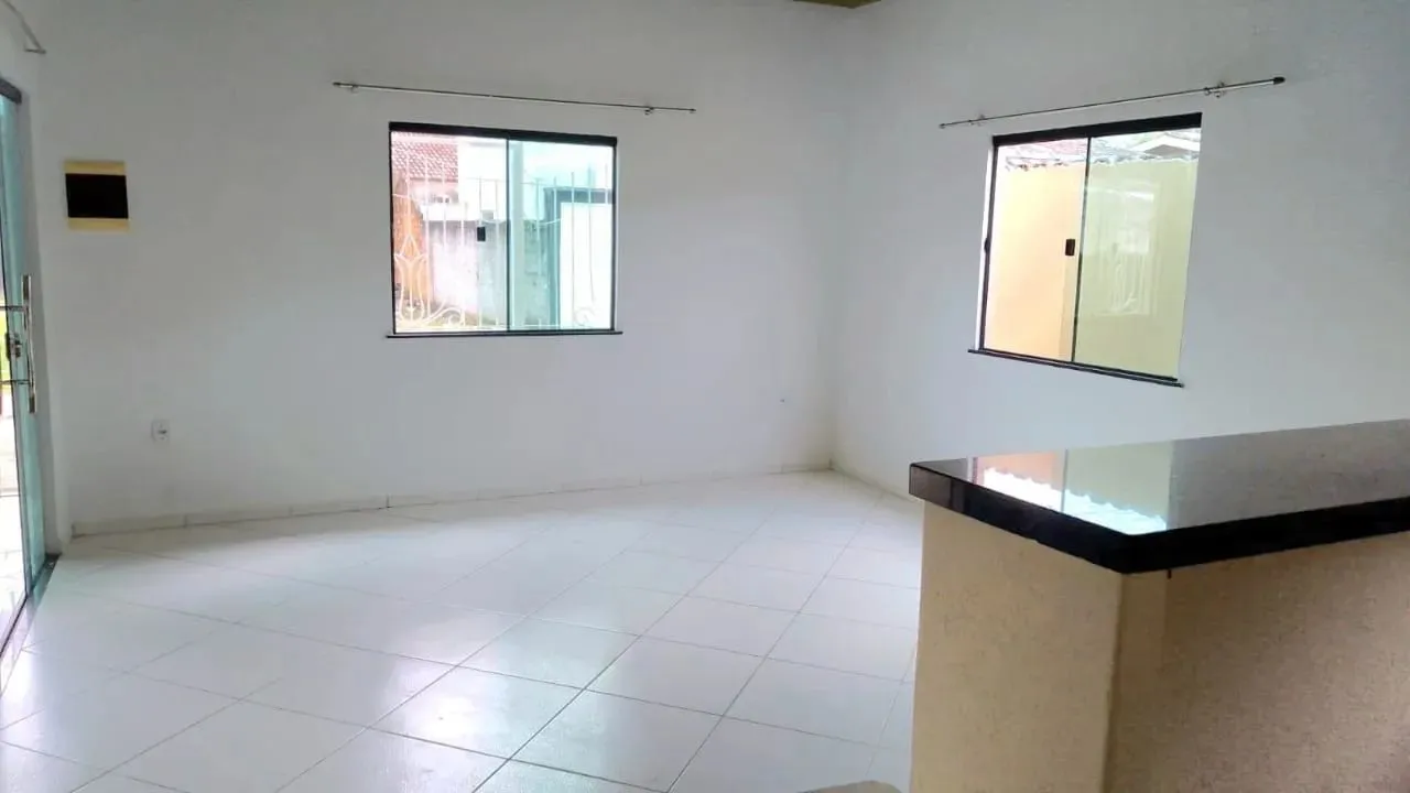 Excelente Casa no Jardim Amazônia II 3 Quartos e Suíte