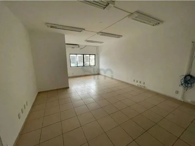 Sala Comercial para Aluguel no Bairro dos Fortes - Foto 5