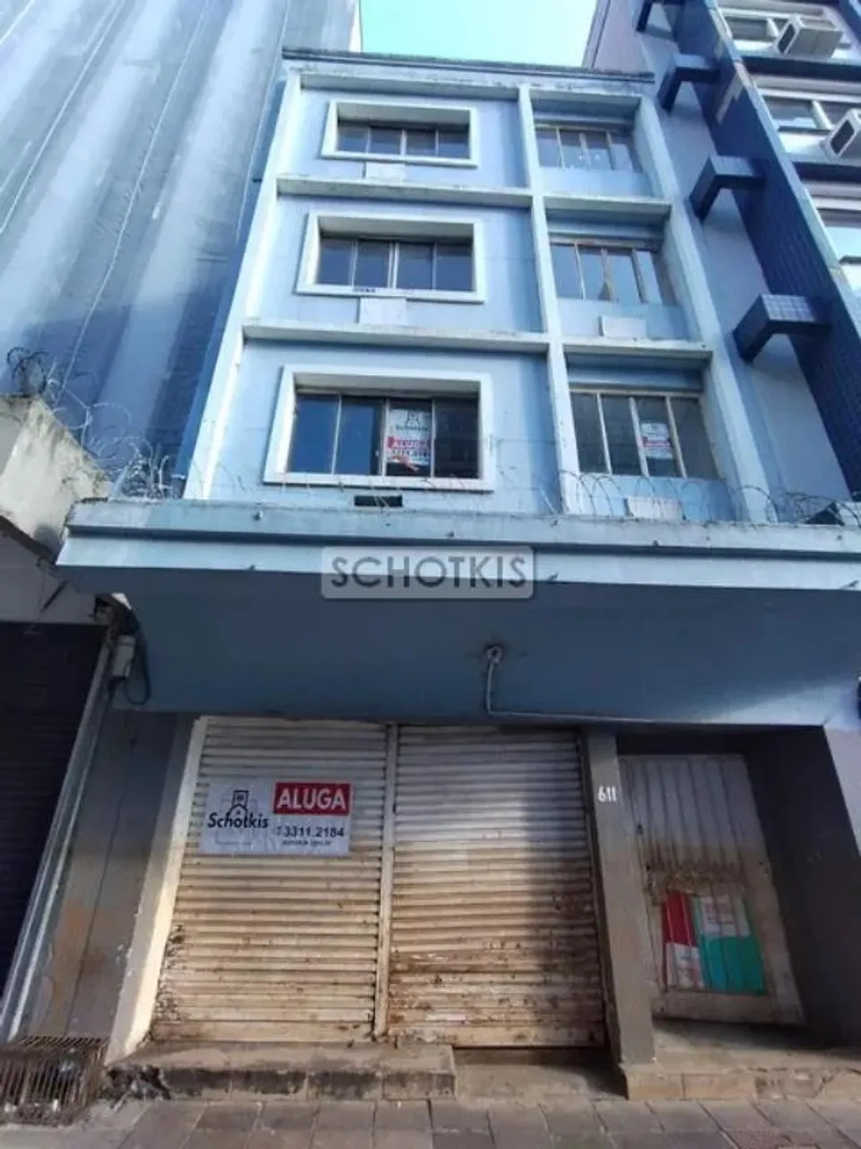 IMOBILIÁRIA SCHOTKIS ALUGA PRÉDIO COMERCIAL OU CASA COMERCIAL, COM 800M², TERRAÇO COM 150M