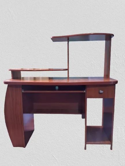 Escrivaninha para Computador 