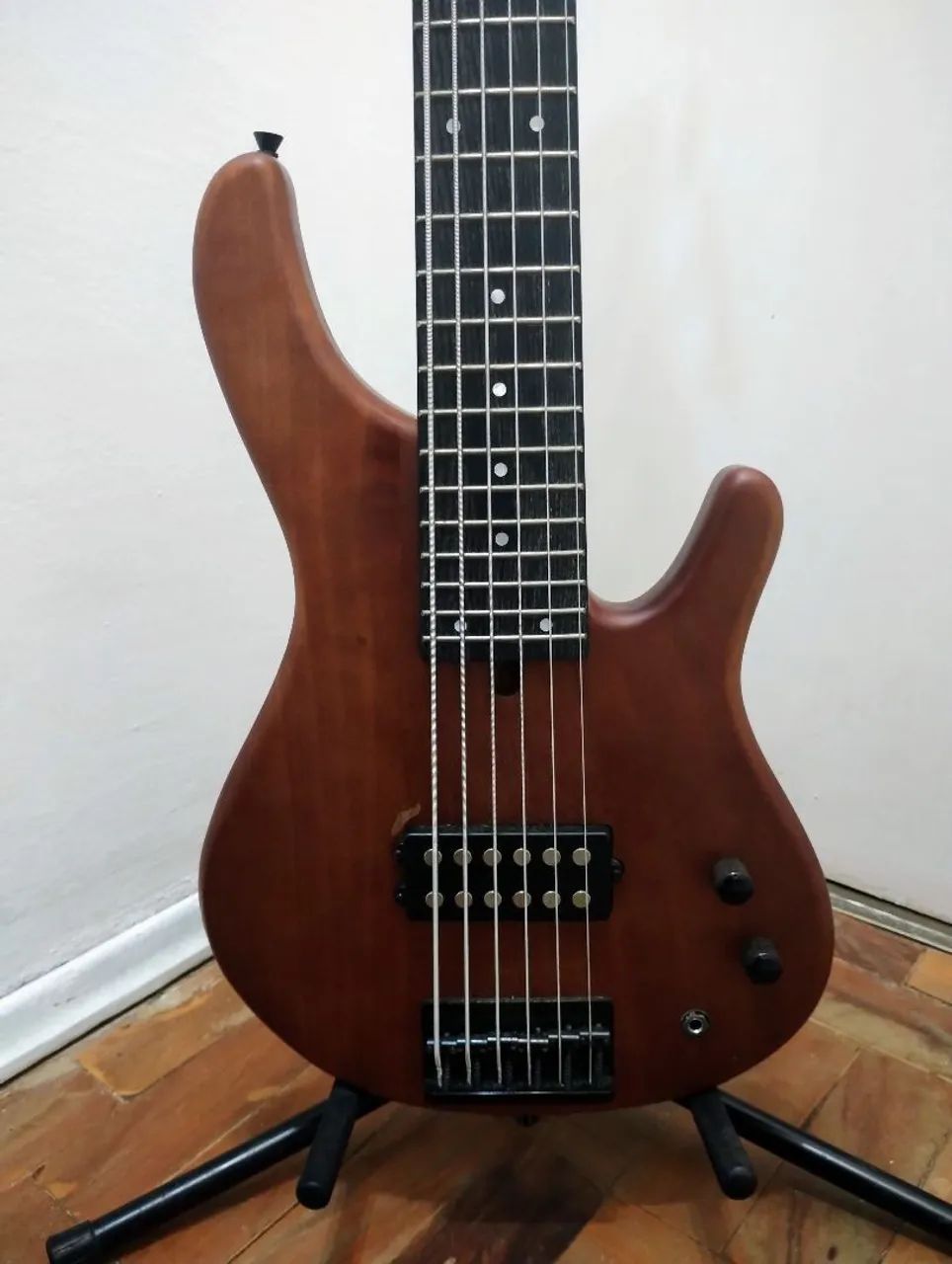 Baixo  6 Cordas - Foto 3