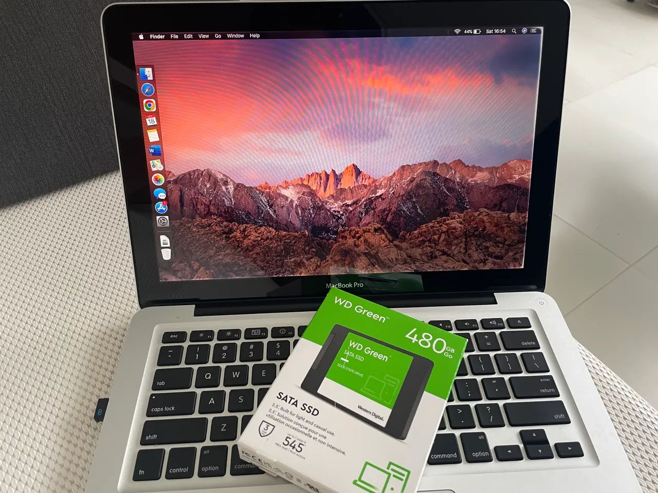 MacBook Pro early 2011 revisado SSD, bateria nova - Foto 3