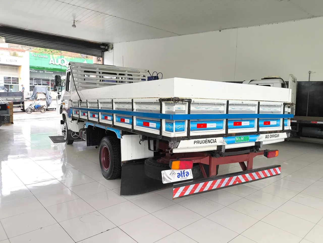 Mercedes-Benz 608 D carroceria nova  - Foto 6