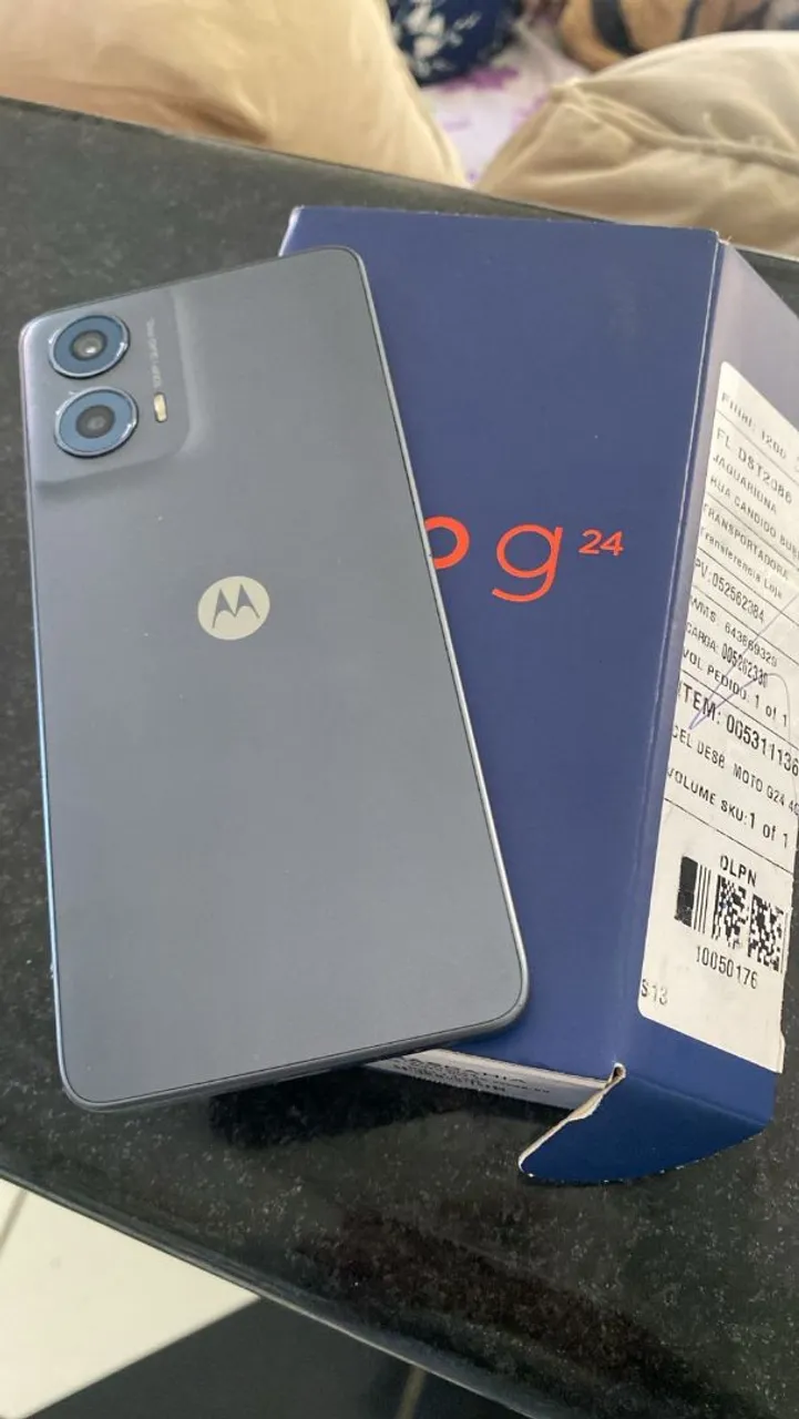 Moto g24 com caixa e nota fiscal , perfeito para dar de presente ou pra uso próprio.