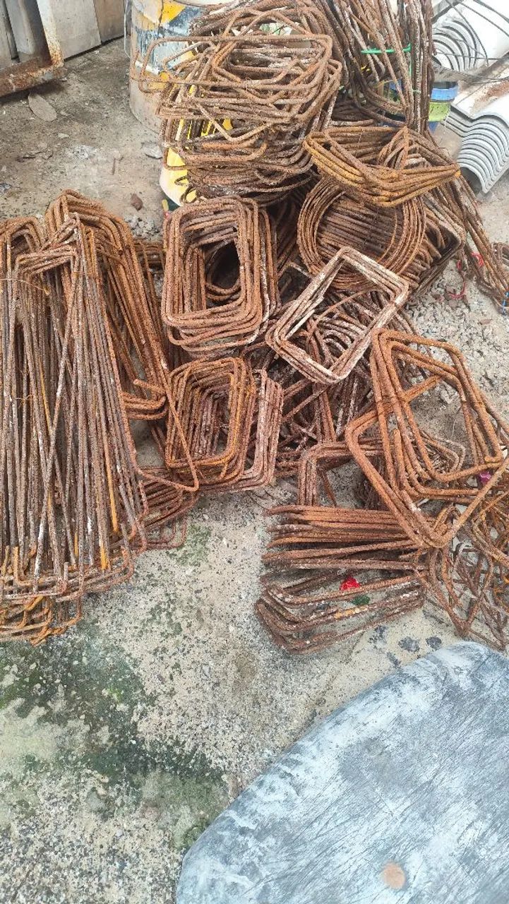 Estribo de ferragem 64960474855553121