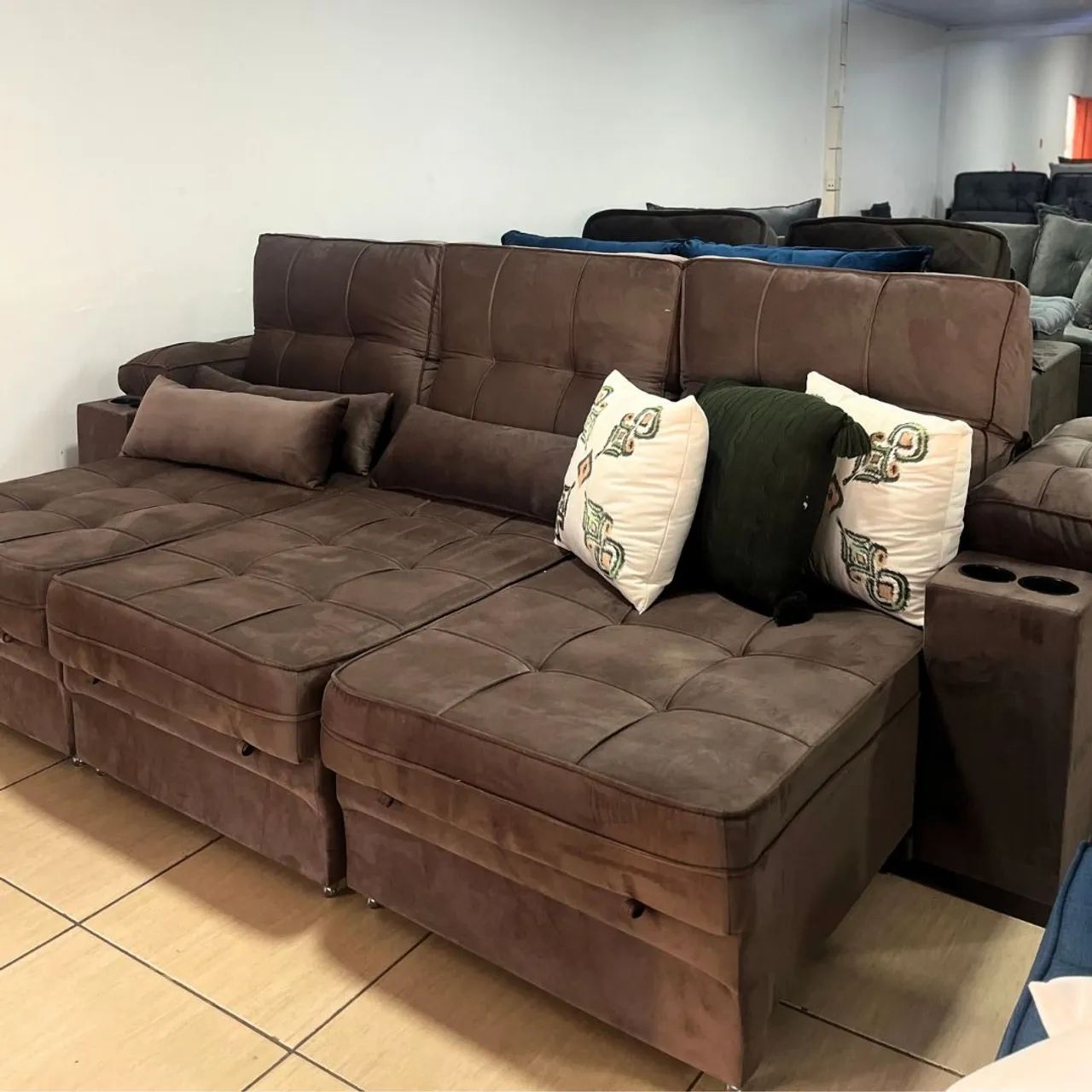 Sofá Retrátil e reclinável estofado com 2.90 LARGURA 