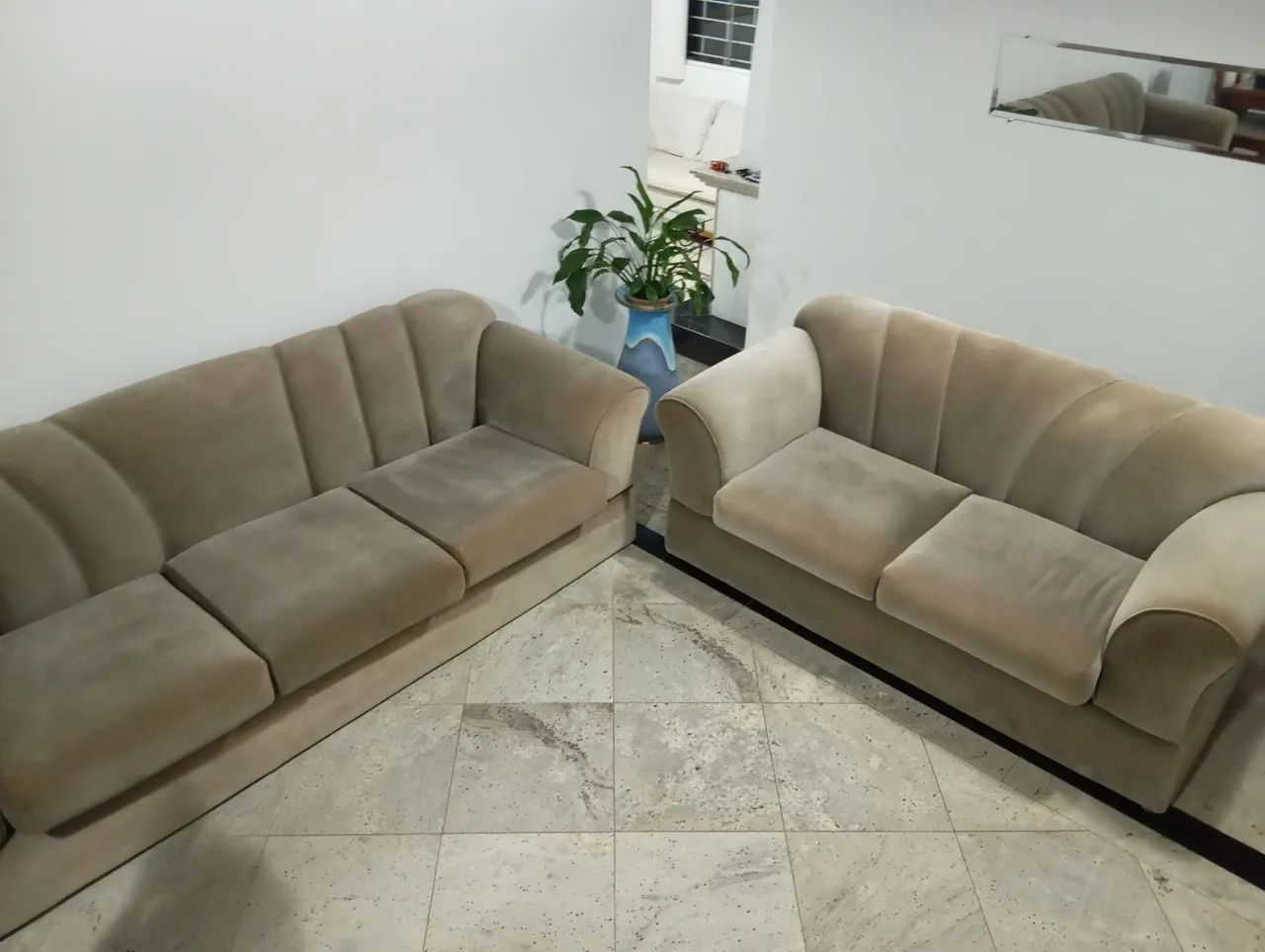 Sofá de Veludo 3 e 2 lugares