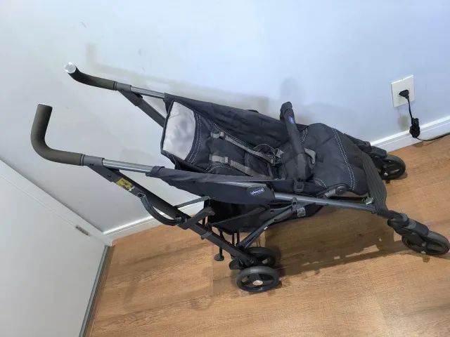 Carrinho De Bebê De Passeio Liteway 4 Basic Jet Black Chicco - Foto 3
