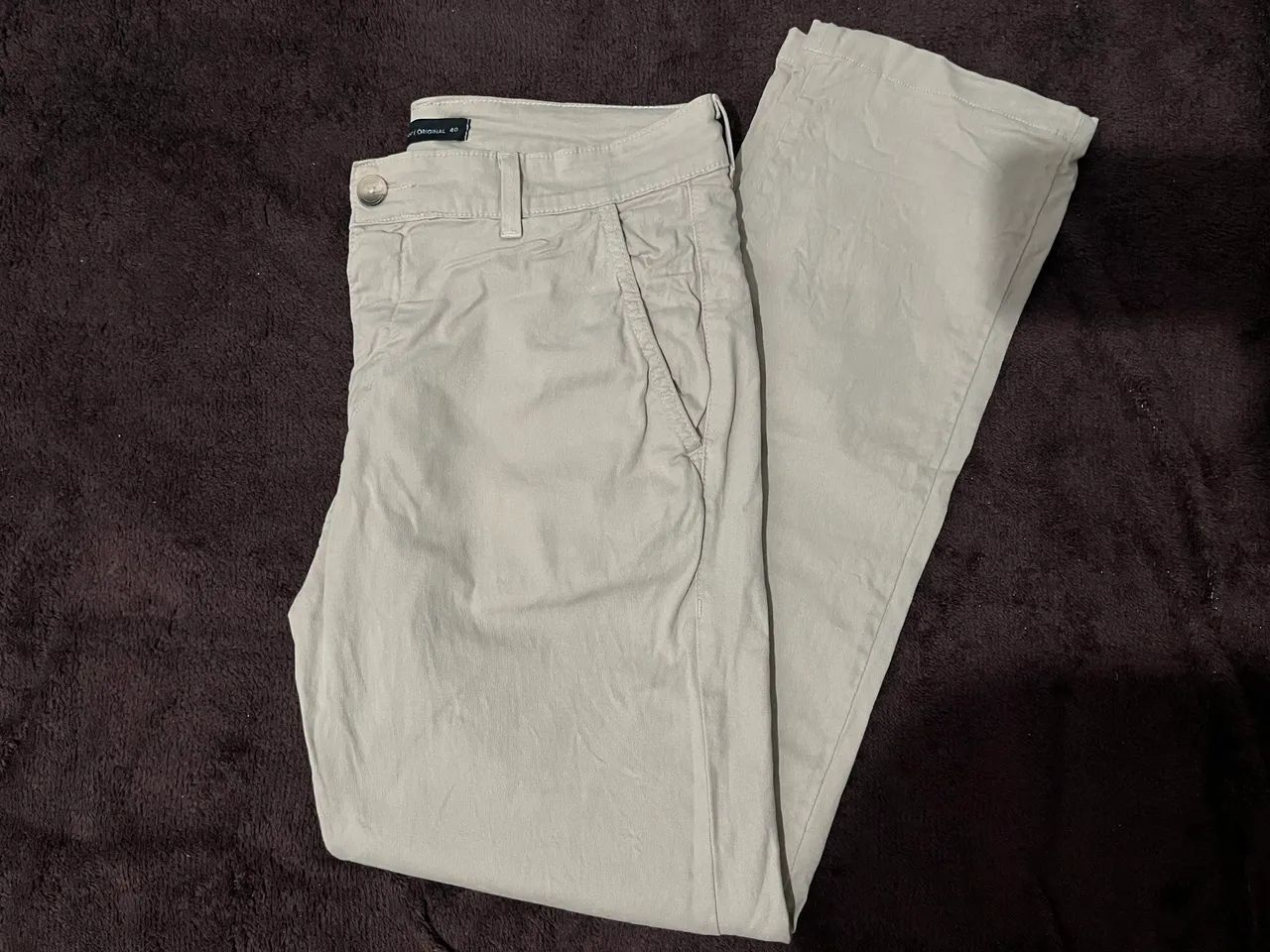 Calça slim bege masculina