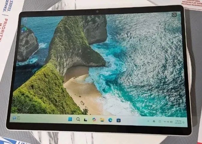 人気ショップ Surface Pro e Tablets - leia Grafite - SSD 512GB 16GB/ i7 8 Windowsノート本体