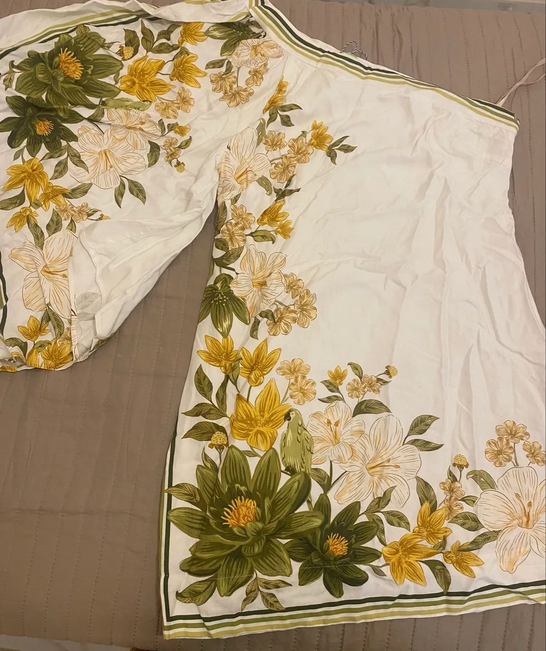 Vestido ombro só Farm- TAM P