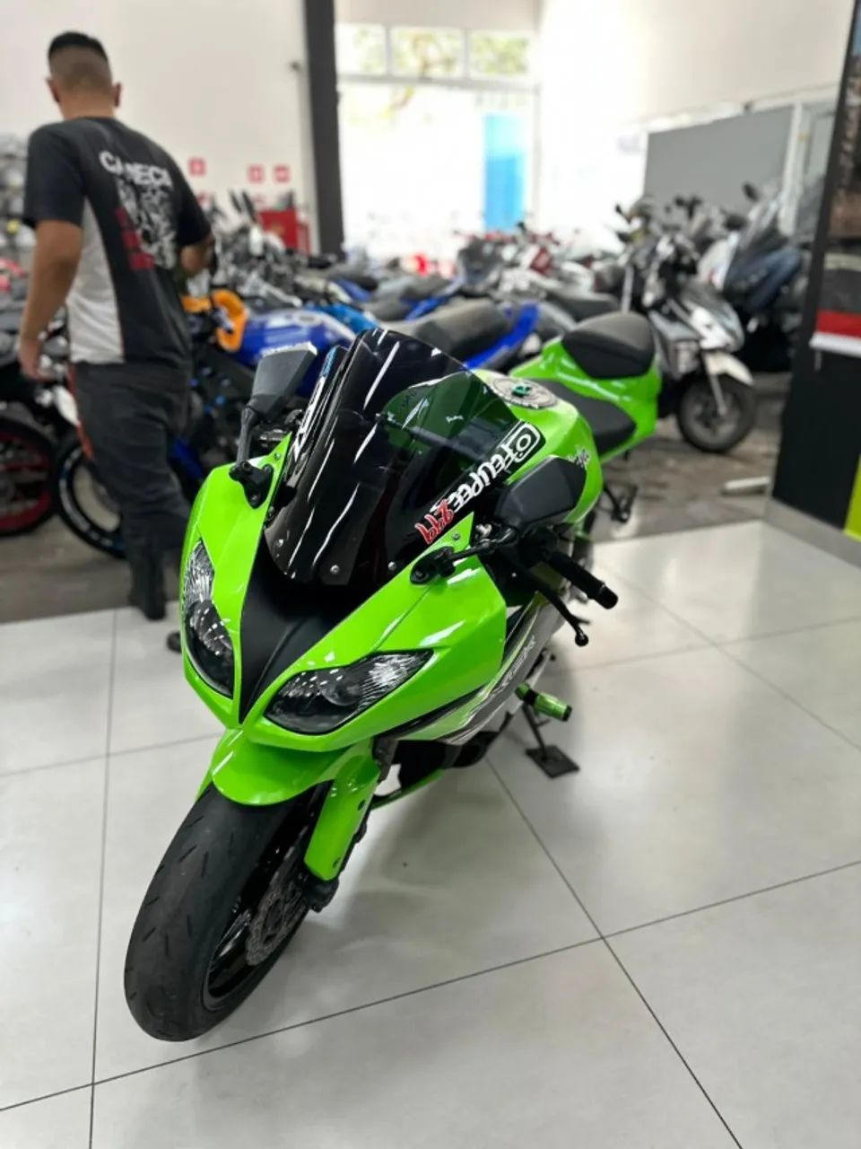 Kawasaki Zx-6r 600cc 2012 - 1442751630 | OLX
