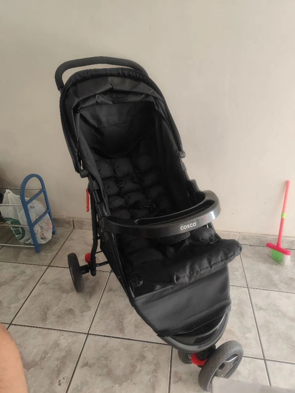 Carrinho de Bebê - Leve e Prático - Foto 3