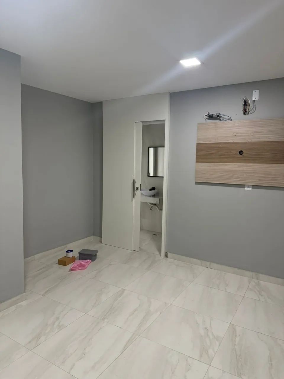 piscina, móveis projetados, toda no porcelanato. - Foto 3