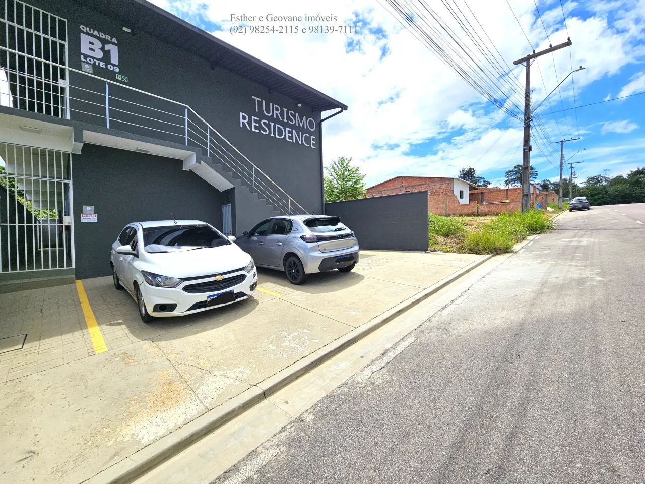 Prédio/10 Apartamentos mobiliado/500m²/Energia solar/Tarumã/Manaus-AM