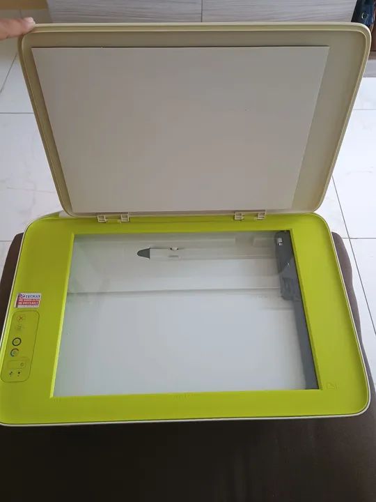 Impressora HP Deskjet Ink Advantage 2136 - Foto 2