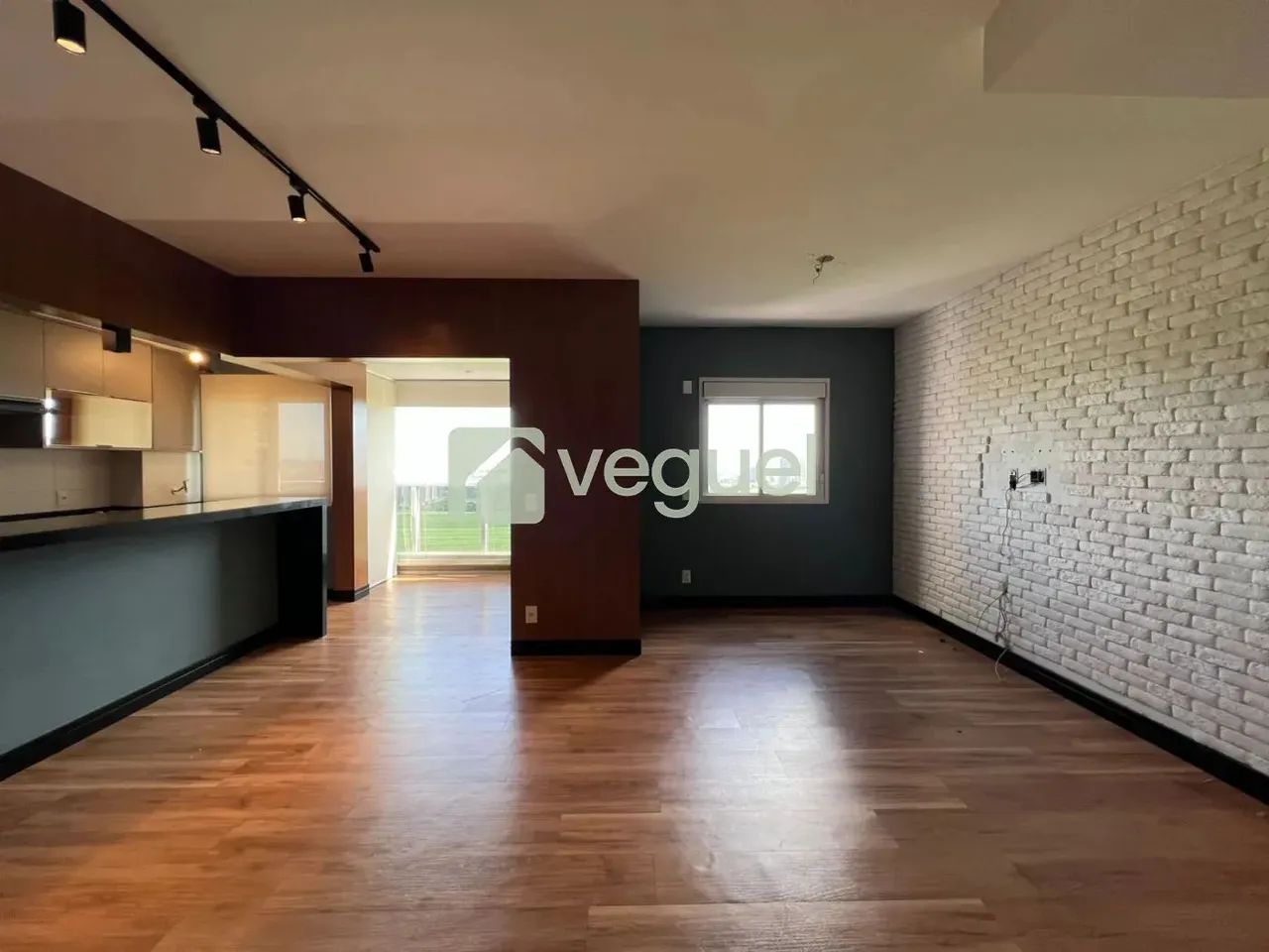Apartamento reformado para alugar em Edifício Vision em Quinta da Primavera, Ribeirão Pret