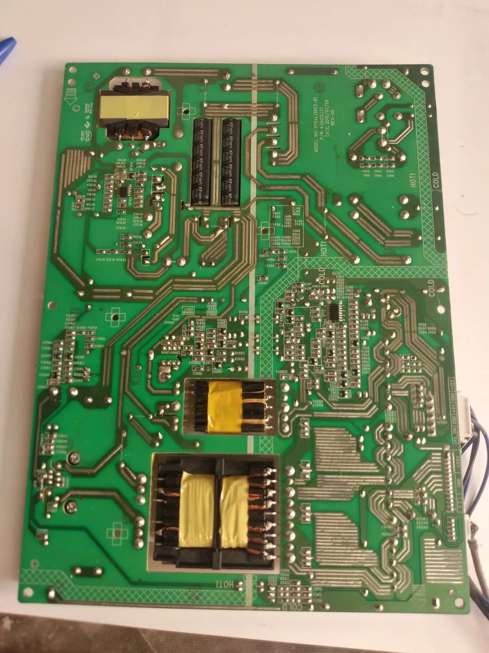 Placa fonte da TV semp Toshiba tsi le3250(a)wda kps+l130c3-01 funcionando  - Foto 5