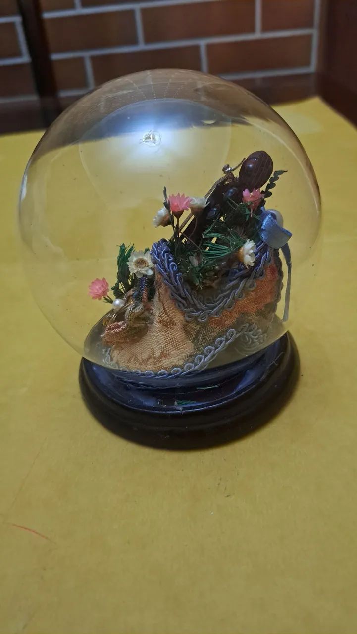 Globo com violino e flores - Foto 2