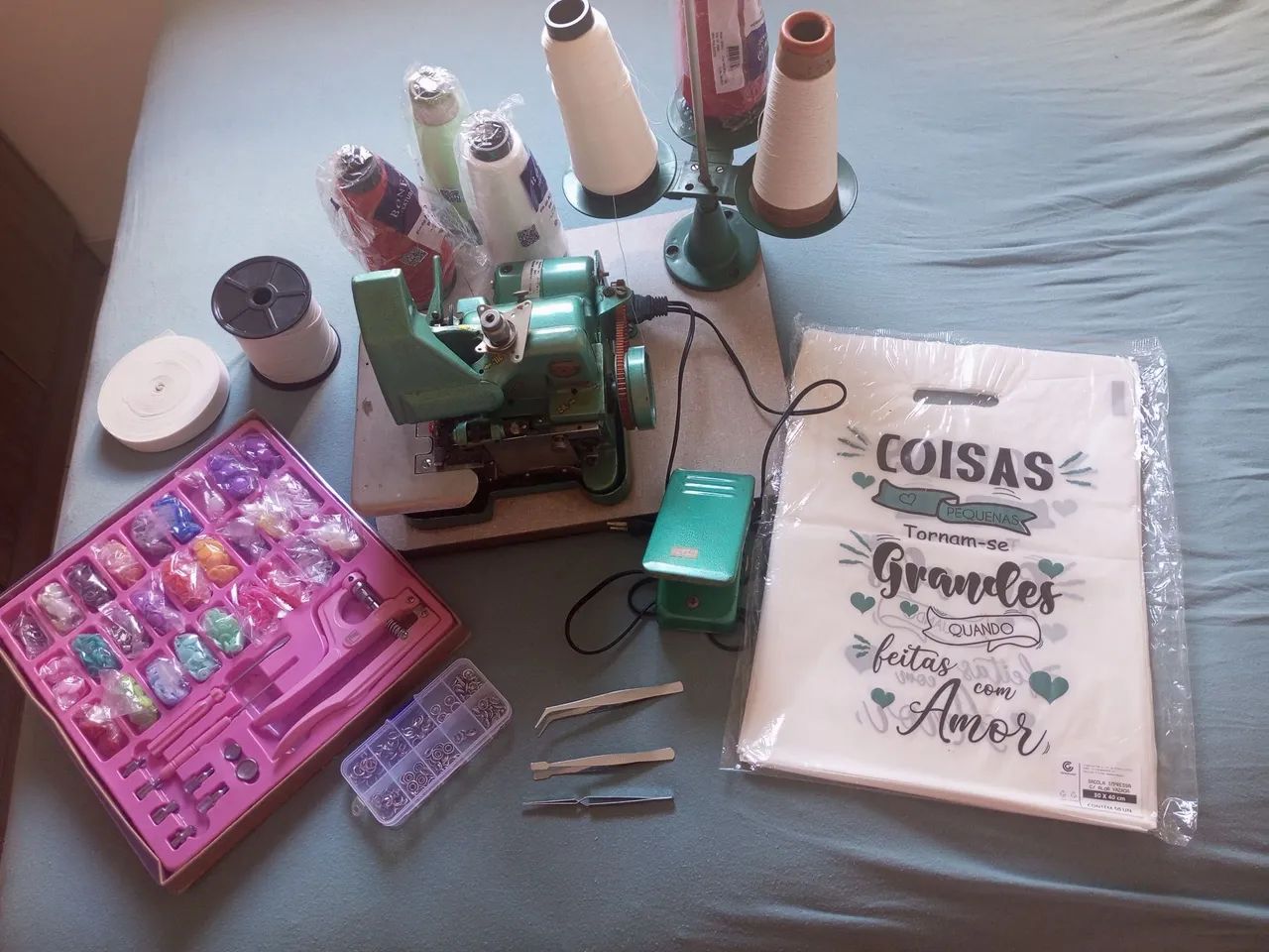 Máquina overloque+ outros produtos juntos! - Foto 2