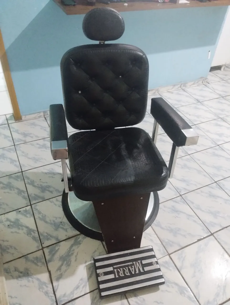 Cadeira de barbeiro Marri