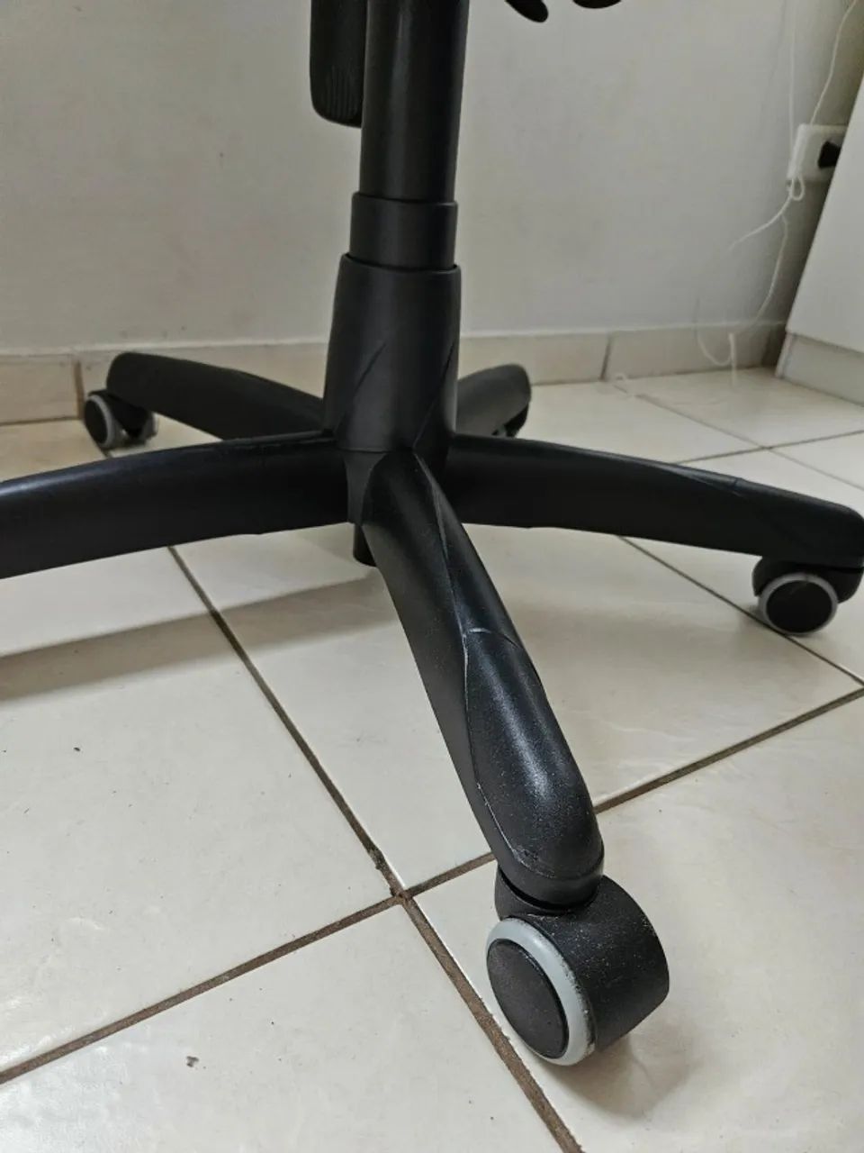 Cadeira Ergonomica Brizza Autocompensador Slider Braço 3D - Foto 4