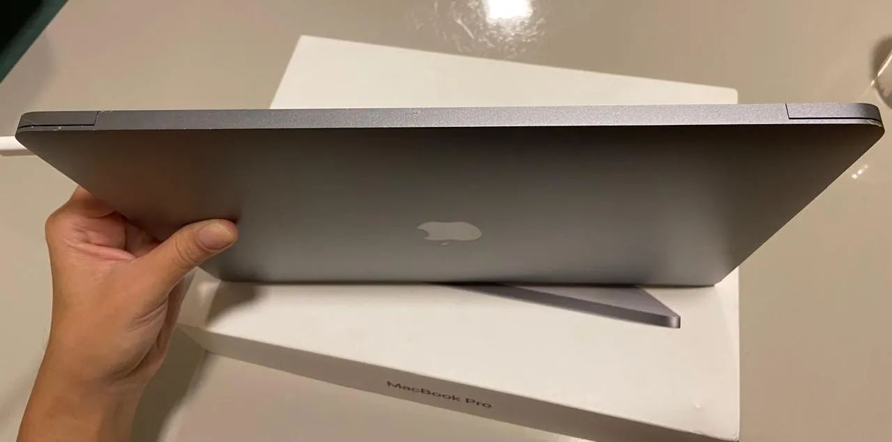 macbook pro 2017 128gb