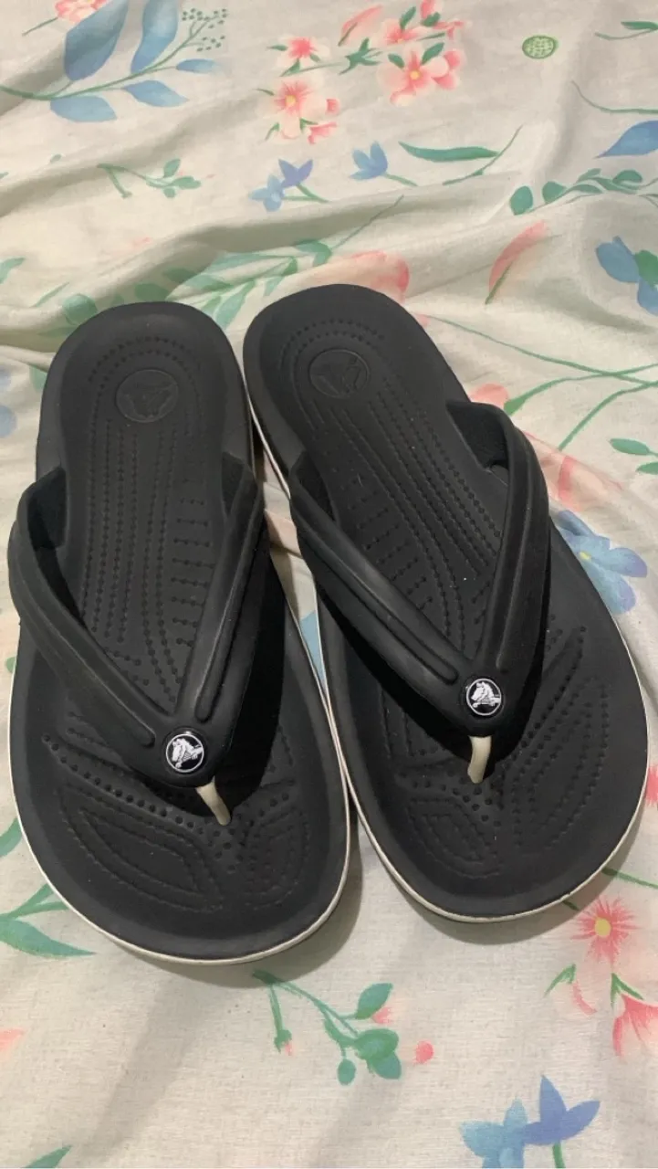 Chinelo Crocs Preto