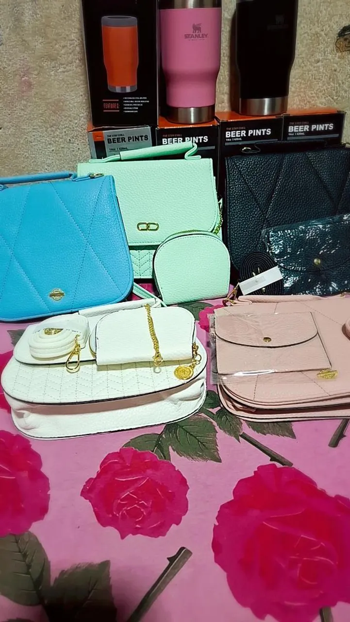 Bolsas lindas e estilosas - várias cores e modelos!