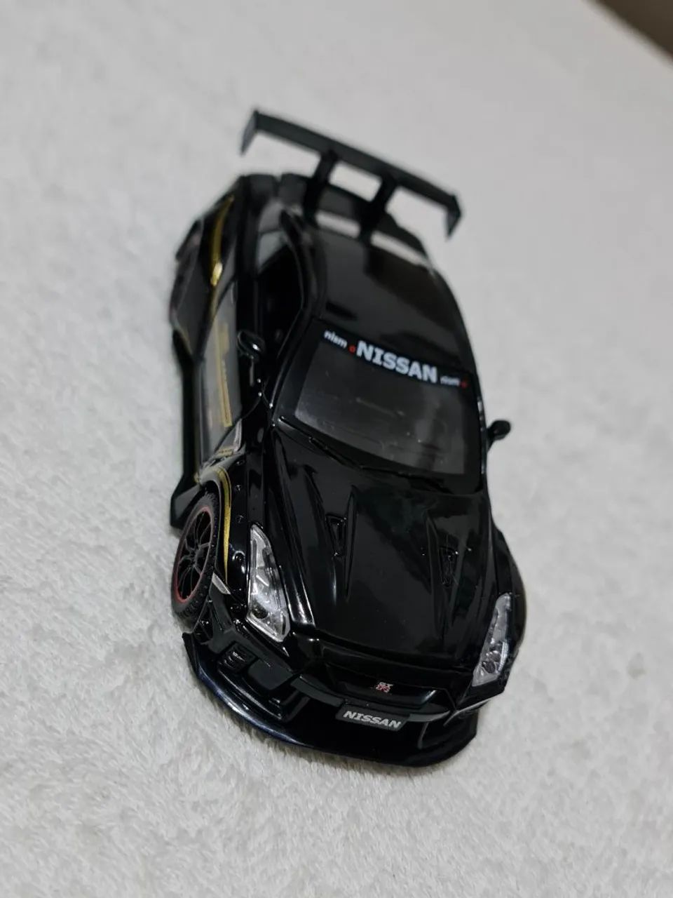 Carrinho miniatura Nissan GTR R35  - Foto 2