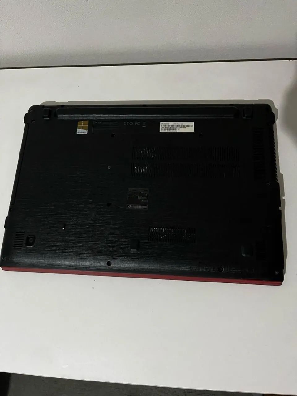 Notebook Acer vermelho  - Foto 4