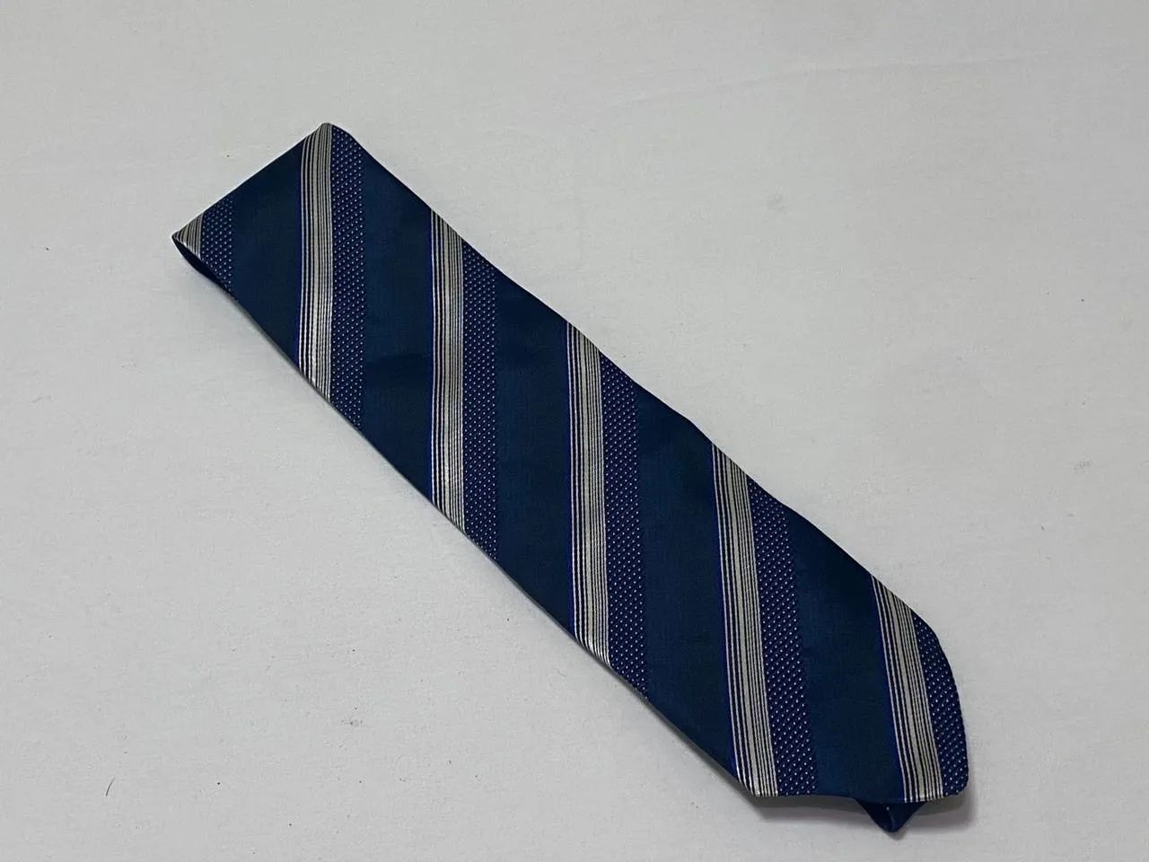 Gravata Hugo Boss Listrada Original Ótimo Estado
