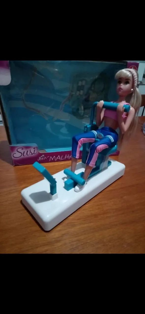 Susi academia anos 2000 90s y2k 