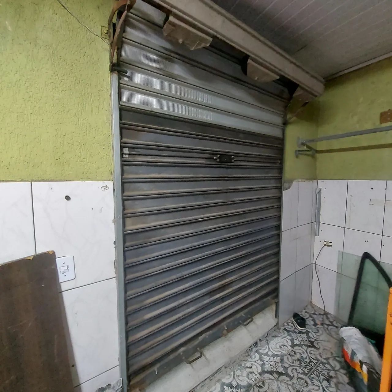 Porta de aço  completa 1,47 L X 2,00 A..para comércio 