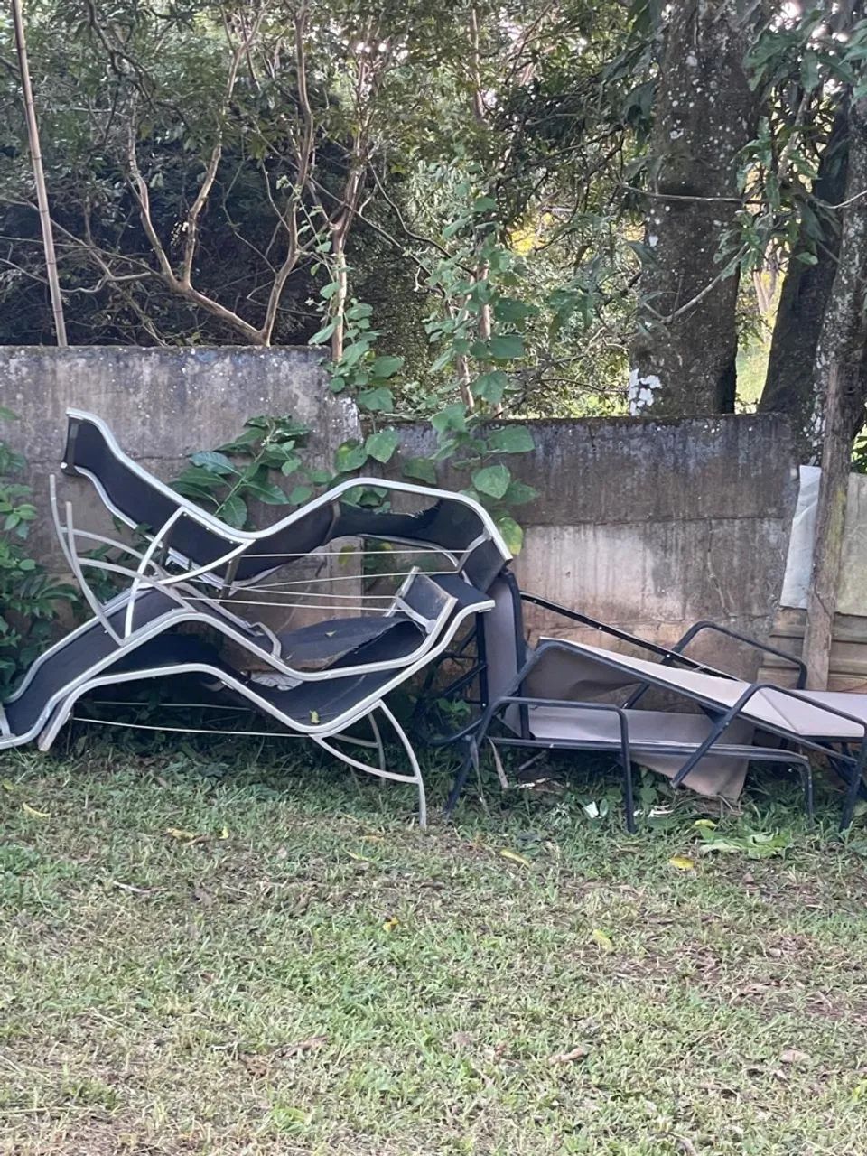 Cadeiras de piscina para reformar 