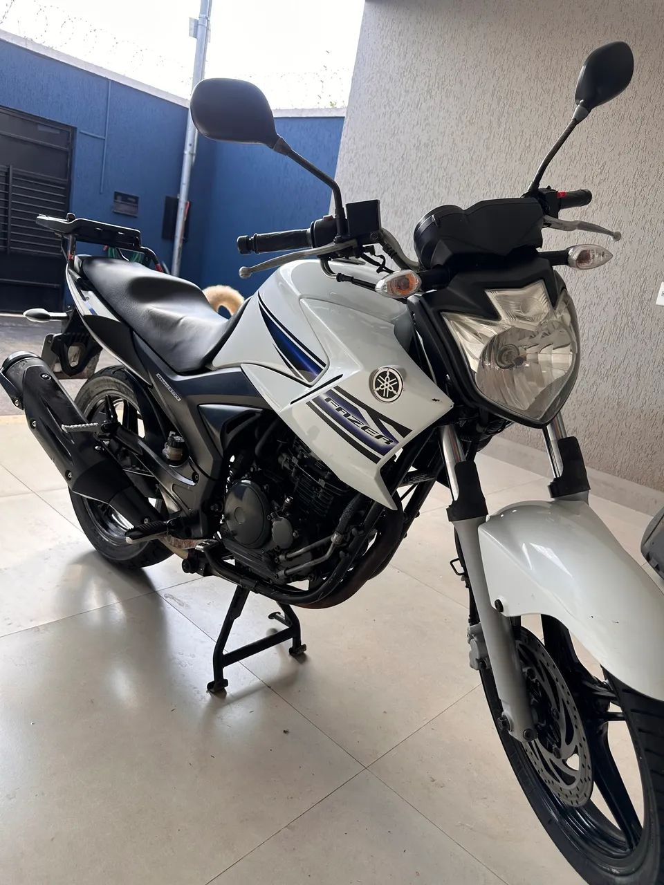 Fazer 250cc Blueflex Branca