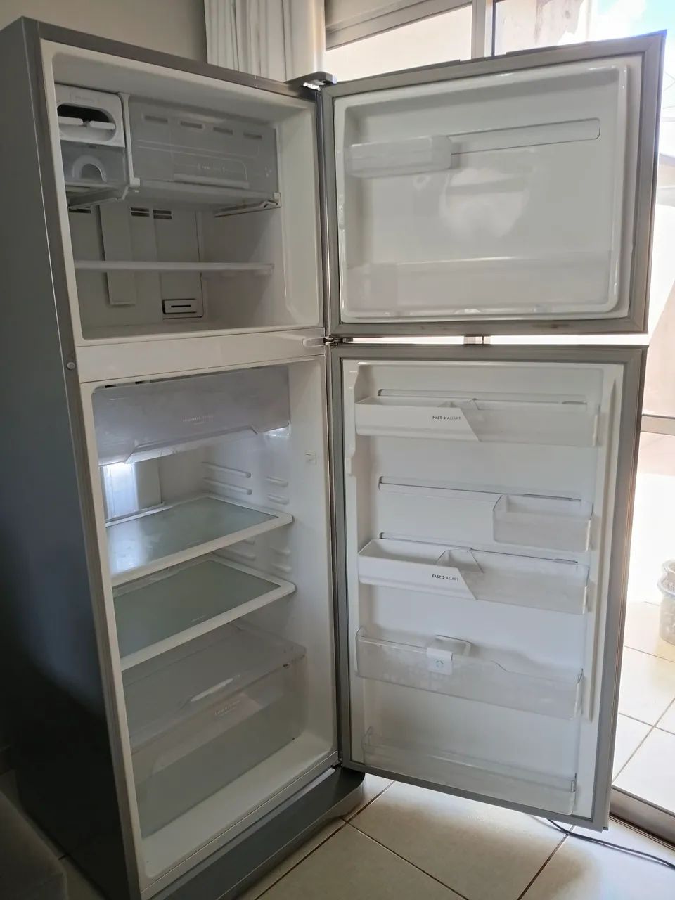 Geladeira Inox Electrolux 433 Litros - Foto 2