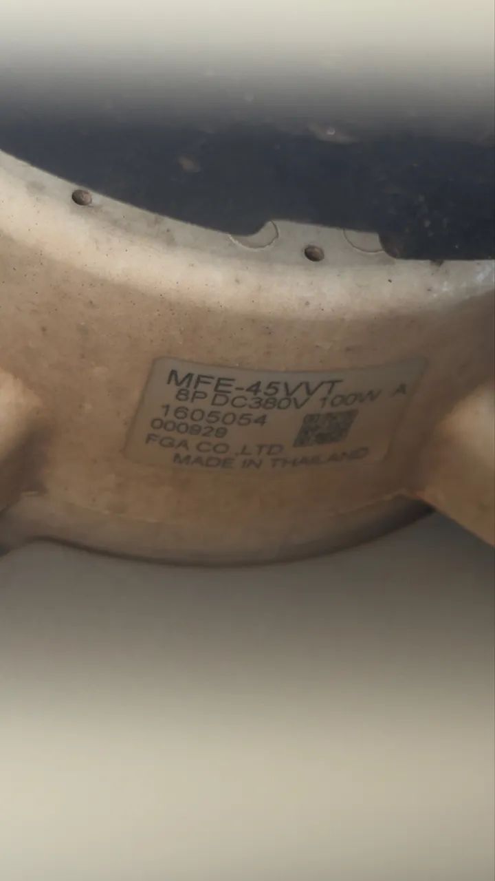 Motor ventilador DC Inverter (Brushless DC / BLDC) da Fujitsu General / FGA Co. Ltd.
