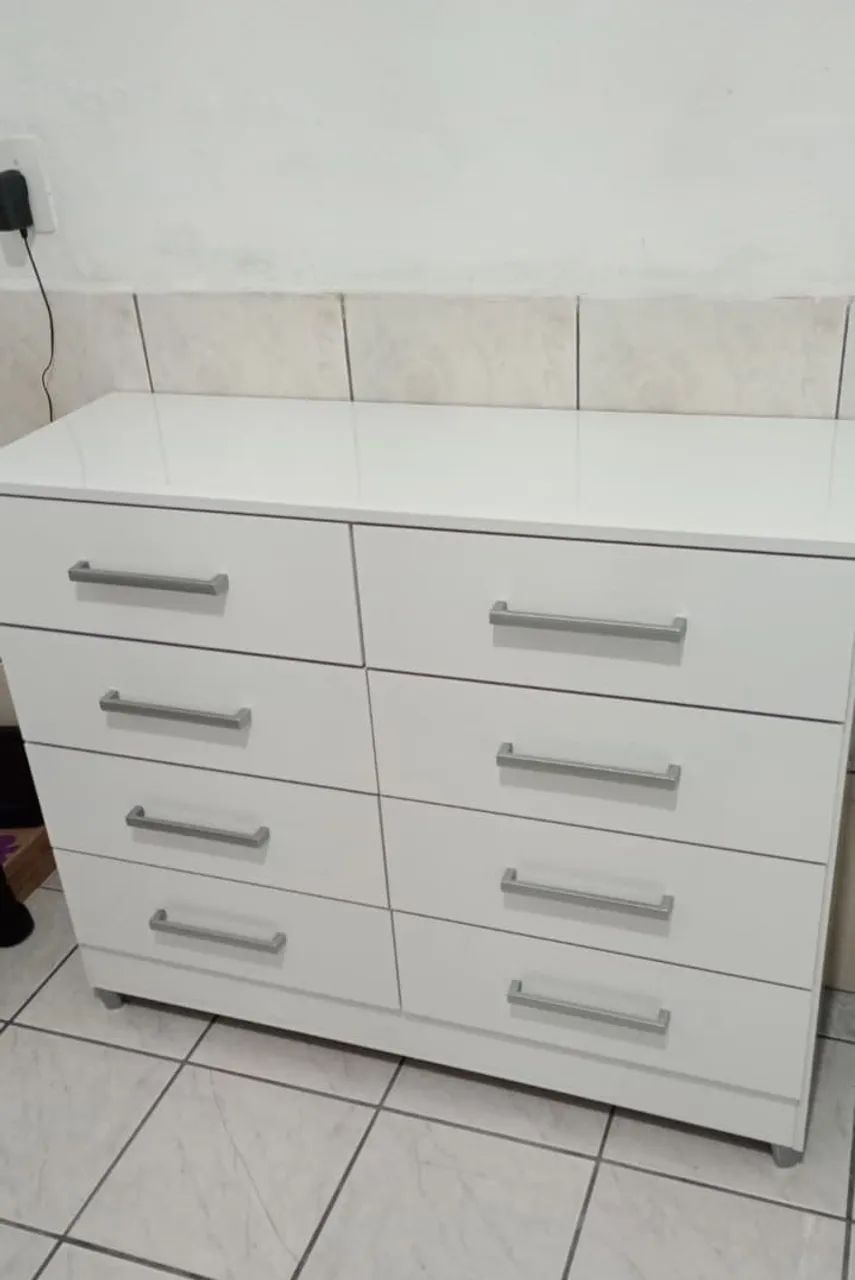 Cômoda Preta com 8 Gavetas e Design Moderno - Foto 4