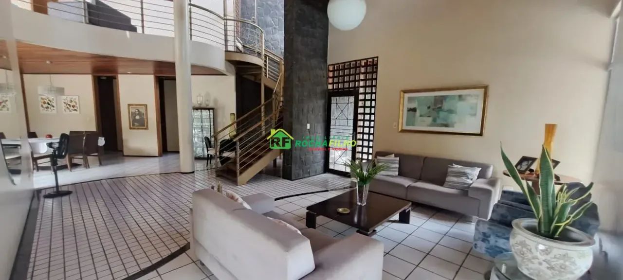 Excelente casa na morada do sol com 2700m² .