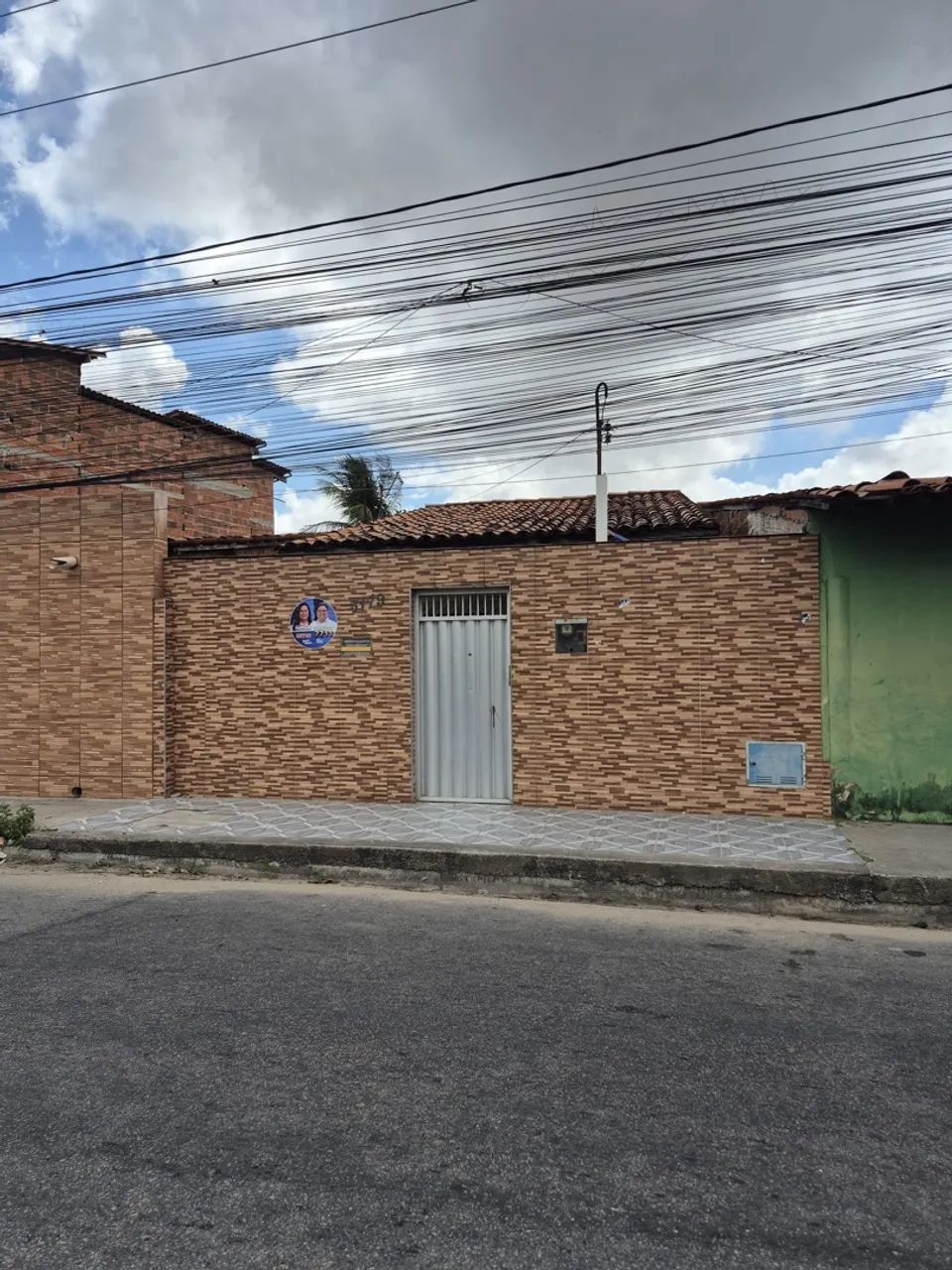 Casa próxima ao centro de Caucaia 