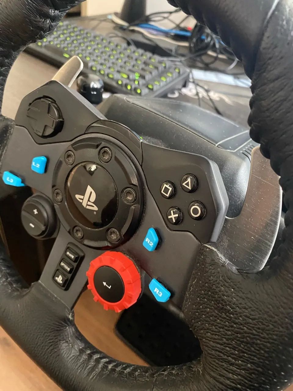 Volante Logitech G29 Driving Force para PC, PS5, PS5 e PS3