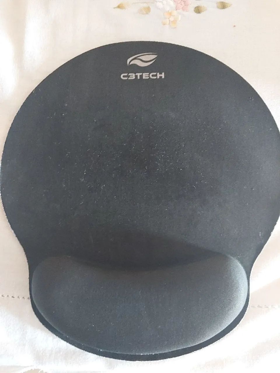 Mousepad com apoio de punho