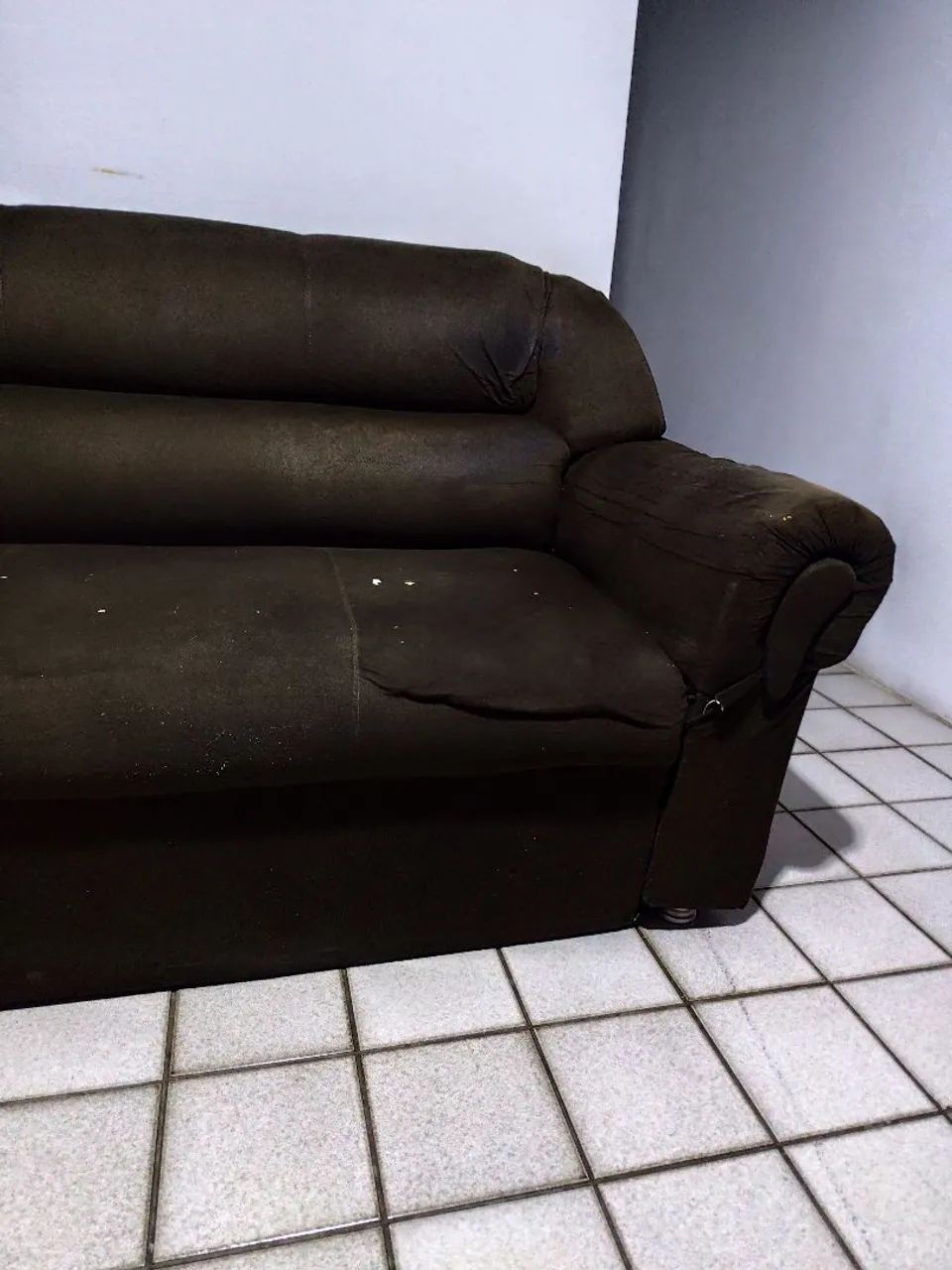 SOFÁ TRÊS LUGARES - Foto 2